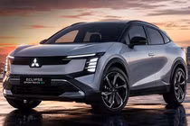 Mitsubishi Eclipse bất ngời được "hồi sinh" sau 16 năm nhờ Nissan Leaf