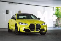 Cận cảnh BMW M4 Competition màu Sao Paulo giá gần 6 tỷ đồng tại Việt Nam