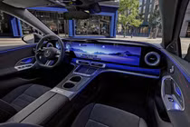 Mercedes-Benz C-Class điện lộ nội thất với màn hình "khủng" 39,1 inch