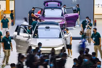 Người dùng ôtô điện tại Trung Quốc đổi xe nhanh như thay điện thoại mới