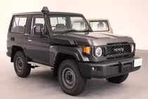 Toyota Land Cruiser 70 "cộc" vẫn là hàng hot ở Dubai sau hơn 40 năm