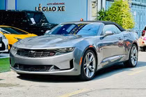 Chevrolet Camaro RS Convertible hàng hiếm bán 2,29 tỷ đồng