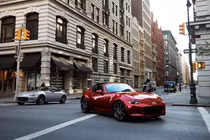 Roadster biểu tượng Mazda MX-5 Miata 2026 từ 790 triệu đồng tại Mỹ