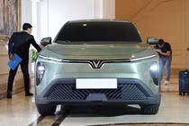 VinFast Limo sắp có bản gia đình, thêm trang bị như cận xe sang