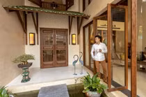 Bên trong căn biệt thự tại TP HCM của ca sĩ Quang Dũng