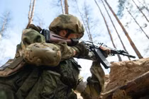 Quân đội Nga vượt qua tuyến phòng thủ của Ukraine ở Sumy 