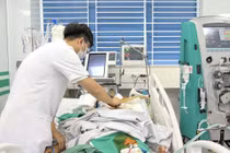 Ho, khó thở nữ công nhân 46 tuổi nguy kịch do nhiễm xoắn khuẩn vàng da