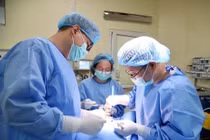 Kỹ thuật định vị hiện đại giúp phát hiện, xử lý tổn thương vú siêu nhỏ