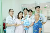 Không khám thai định kỳ, sản phụ vỡ tử cung khi chuyển dạ
