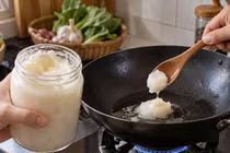 Mỡ lợn không phải 'chất độc', nhưng ăn thế nào mới đáng lo?