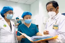 Co giật liên tiếp, bé trai 6 tuổi phù não nặng do viêm não herpes