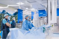 Tái hẹp 99% mạch vành sau đặt stent do ngưng uống thuốc điều trị