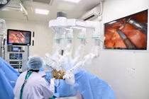 Tưởng rối loạn tiêu hóa thông thường, phát hiện ung thư sát hậu môn 2cm