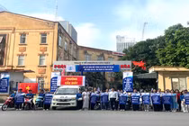 Nhiều gia đình tại Hà Nội hạnh phúc vì sinh con một bề là gái