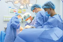 Nhiều lần thay khớp háng thất bại, bệnh nhân được điều trị thành công