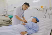 Ho, sốt như cảm cúm, người phụ nữ suy đa tạng nguy kịch vì bệnh Whitmore