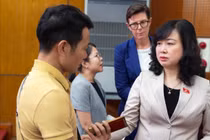 Bộ trưởng Y tế nói gì trước lo ngại hiến tạng trẻ em bị ép buộc?