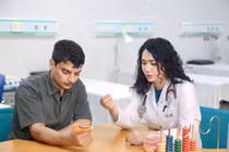 Ăn kiêng quá mức, uống thật nhiều nước chữa gout cẩn thận gây hại