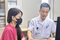 Khối u thần kinh 1,6kg ở đùi suýt khiến cô gái trẻ liệt chân