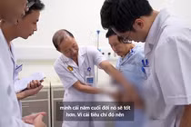Phẫu thuật tắc ruột nối lại hậu môn cho người bệnh mang hậu môn giả 11 năm