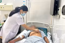 Người đàn ông 41 tuổi yếu cả tứ chi do sai lầm tự chẩn đoán 'thiếu canxi'