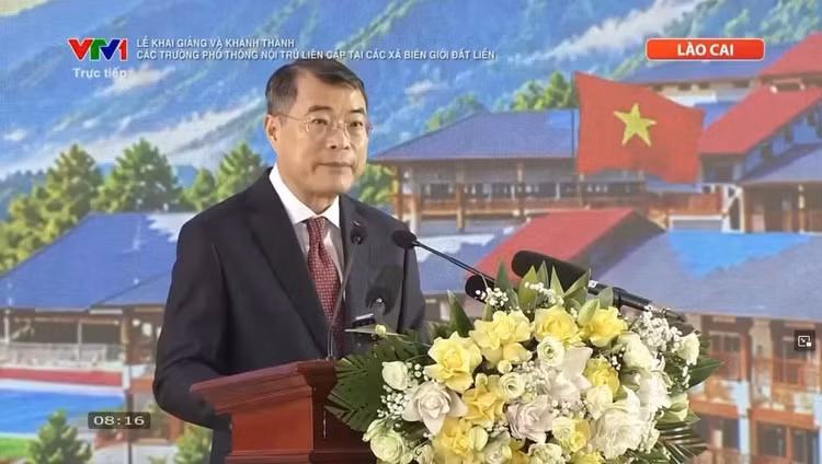 Thủ tướng phát biểu khai giảng năm học mới: Khơi dậy khát vọng giáo dục