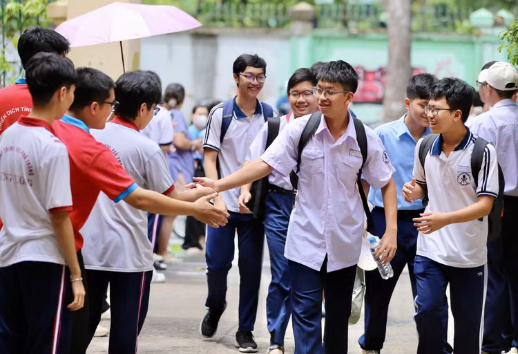 Kỳ thi lớp 10 tại TP Hồ Chí Minh diễn ra trong hai ngày là 1 và 2/6. Ảnh daibieunhandan.vn