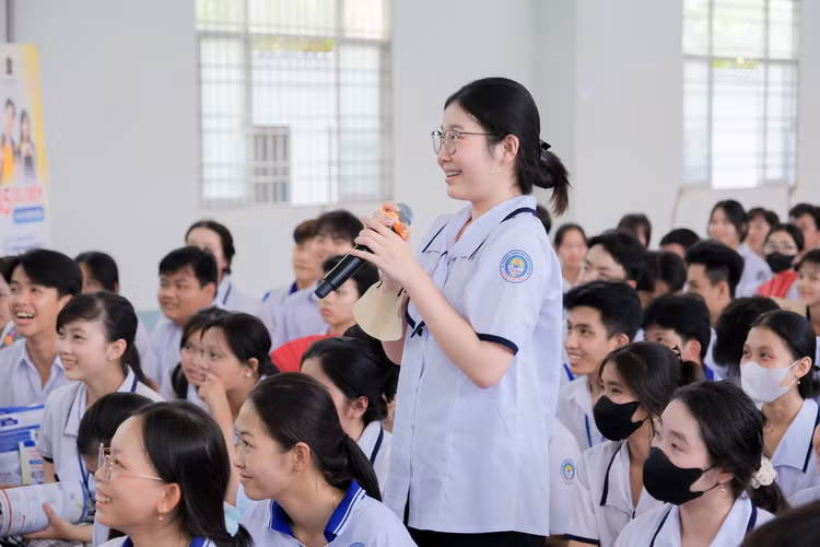 Năm 2026 với nhiều thay đổi đáng chú ý đang phần nào định hình lại lựa chọn của các sĩ tử. Ảnh minh họa/Nguồn giadinh.edu.vn