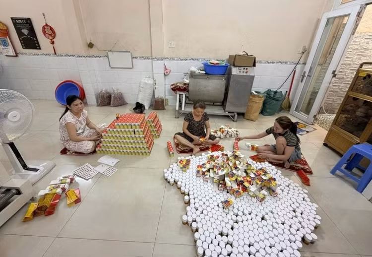 Hiện trường sản xuất thuốc giả.