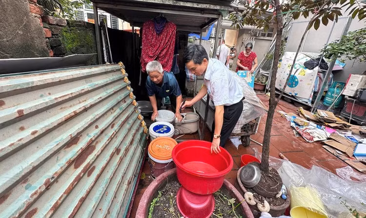 Chủ động phòng, chống dịch bệnh sốt xuất huyết (Ảnh: CDC Hà Nội)