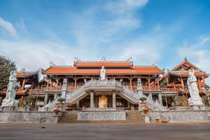 Ngôi chùa đầu tiên tại Tây Nguyên với ngàn góc sống ảo