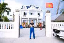 Hai căn biệt thự trăm tỉ được ca sĩ Ngọc Sơn dùng làm nhà từ đường