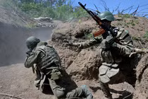 Ukraine mất thế chủ động, bị quân Nga đè bẹp ở Chasov Yar