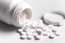 Thuốc huyết áp Chlorthalidone bị FDA thu hồi vì lỗi hòa tan, ảnh hưởng đến hiệu quả