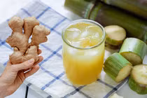 Lợi ích sức khỏe của nước mía nấu gừng