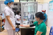 Hà Nội đẩy mạnh phòng chống dịch bệnh và chuyển đổi số y tế