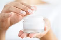 Thu hồi mỹ phẩm Carebeau Cream Vitamin E- White do vi phạm chất lượng