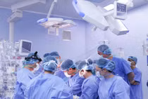 Cứu sống bệnh nhân suy đa tạng bằng ca tái ghép tim hy hữu