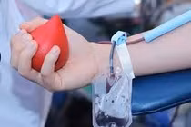Bệnh nhân qua cơn nguy kịch nhờ 3 cán bộ y tế hiến máu kịp thời