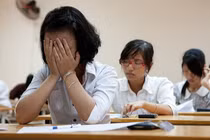 Cần gì để hỗ trợ học sinh cuối cấp vượt qua mùa thi căng thẳng? 