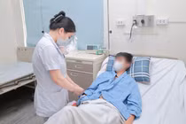 Phẫu thuật thành công cho bé trai 13 tuổi bị lõm ngực lệch tâm