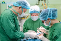 Điều trị dị tật dính khớp sọ trẻ em bằng kỹ thuật kéo giãn ít xâm lấn 