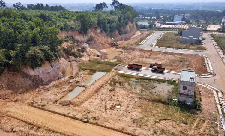 Sự thật phía sau quảng cáo hoa mỹ của chủ đầu tư Dự án Green Valley City (Kỳ 5) - Hình 3 Su that phia sau quang cao hoa my cua chu dau tu Du an Green Valley City (Ky 5)-Hinh-3