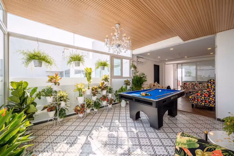 penthouse7.jpg
