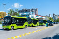 Quảng Ninh triển khai xe bus điện miễn phí đưa đón học sinh đến trường