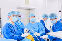 Vinmec Hải Phòng"giải cứu"khớp gối lỏng lẻo cho người phụ nữ bằng gân tự thân