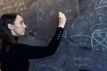 Albert Einstein mới" đam mê khám phá những bí mật của vũ trụ