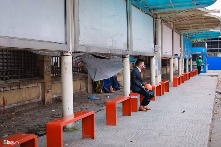 Xe buyt Ha Noi lien tuc duoc ve sinh, khu trung hinh anh 1 1_zing.jpg