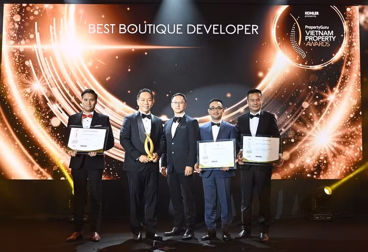 Văn Phú - Invest được vinh danh ở nhiều hạng mục giải thưởng lớn tại PropertyGuru Vietnam Property Award 2020.