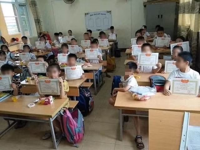 gia tri cua giay khen anh 1
